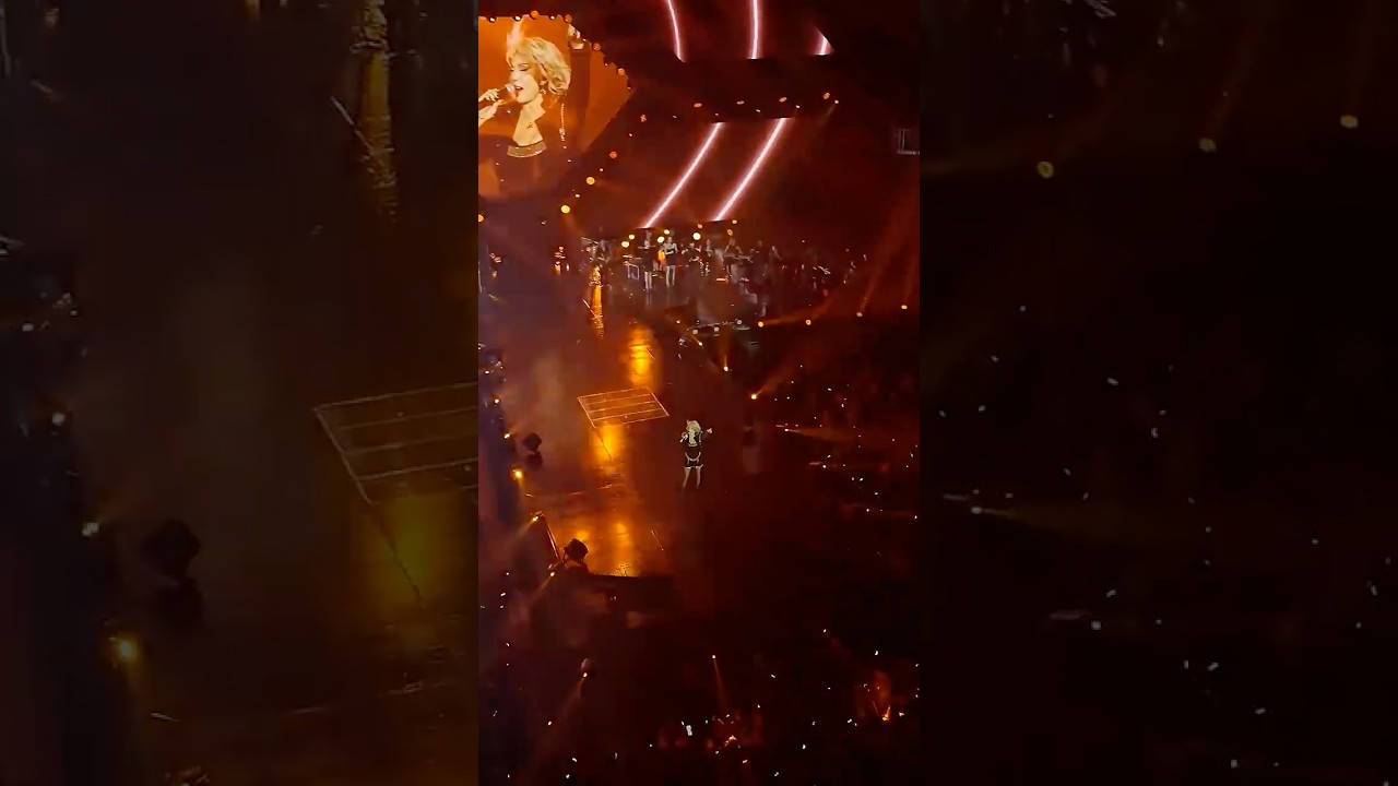 Lepa Brena - Recite mu da ga volim | Arena Zagreb 2024