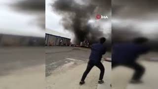 İşçilerin kaldığı konteyner evler alev alev yandı