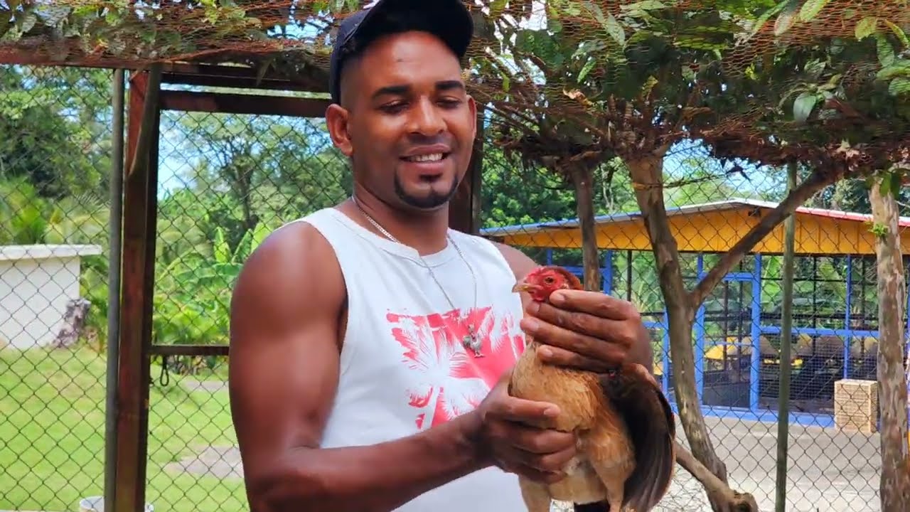 En el Gallinero de Miky García junto a Dajabon y el pequeño 