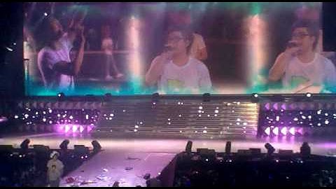 [Fancam] Super Show 2 - Eunhyuk and Heechul during Marry U