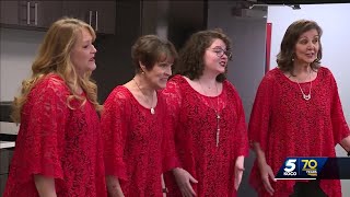Oklahoma City Choral Group Delivers Singing Valentines