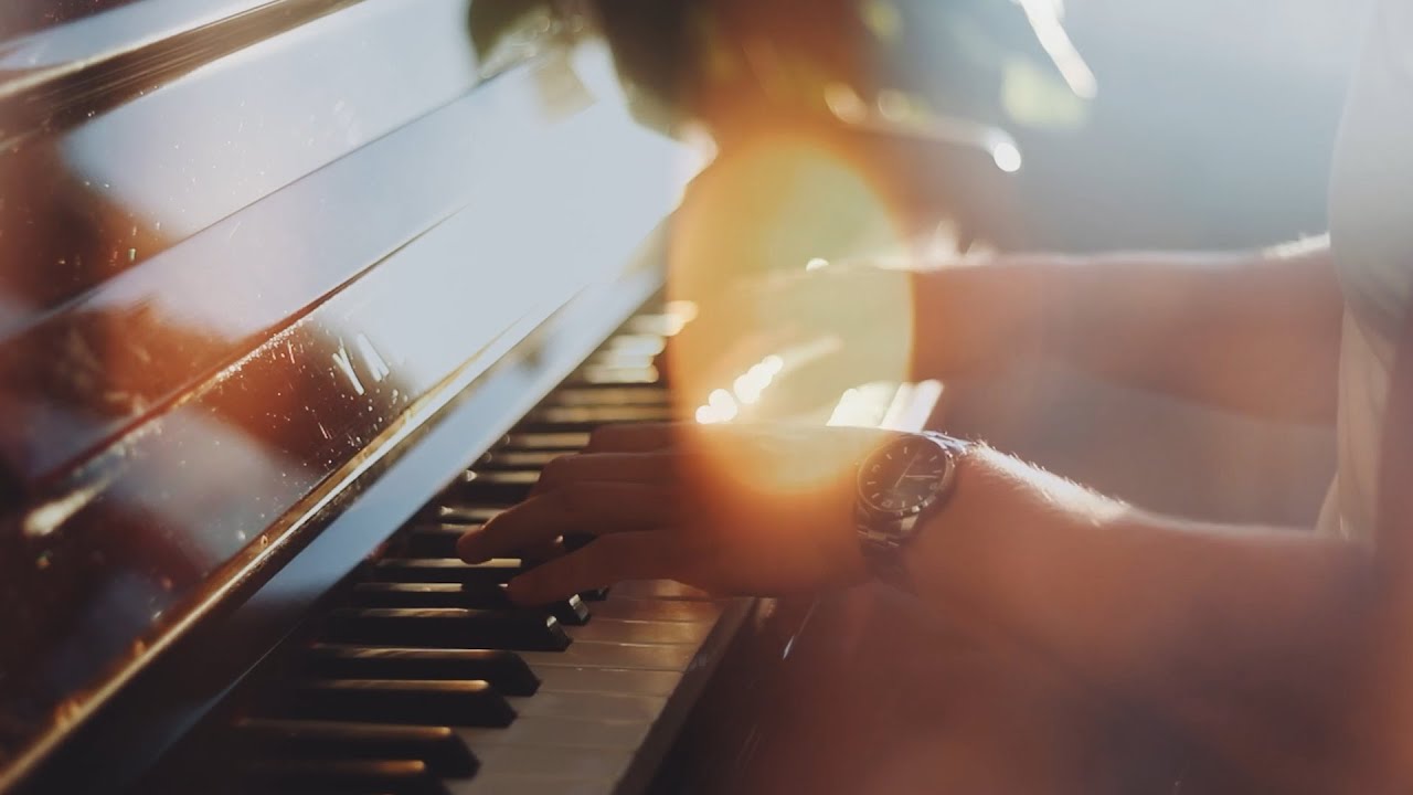 TIJN x Lorenz Weisse - Life is Art. Discover TIJN x Artists stories.