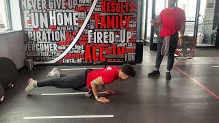 Mini-Band: Push Ups