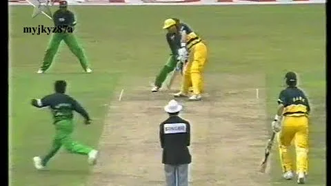 Mushtaq Ahmed Vs Clueless WAUGH Brothers - Both St...