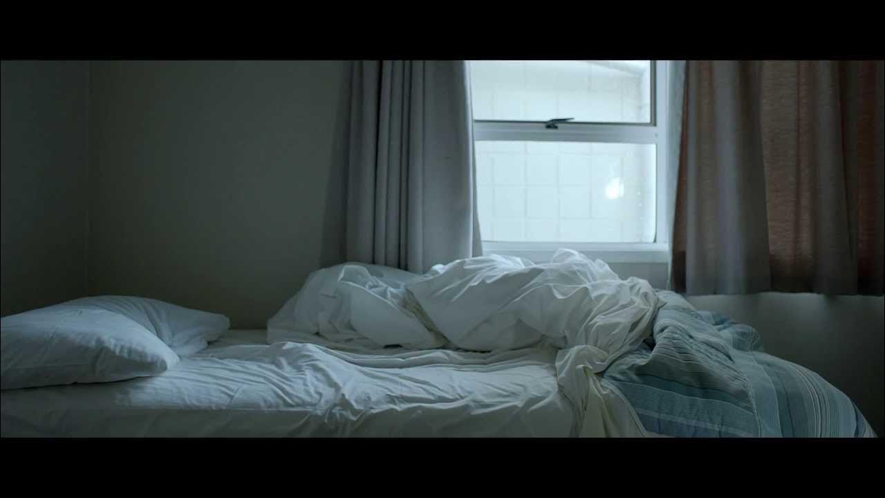 LORDE - Royals - YouTube