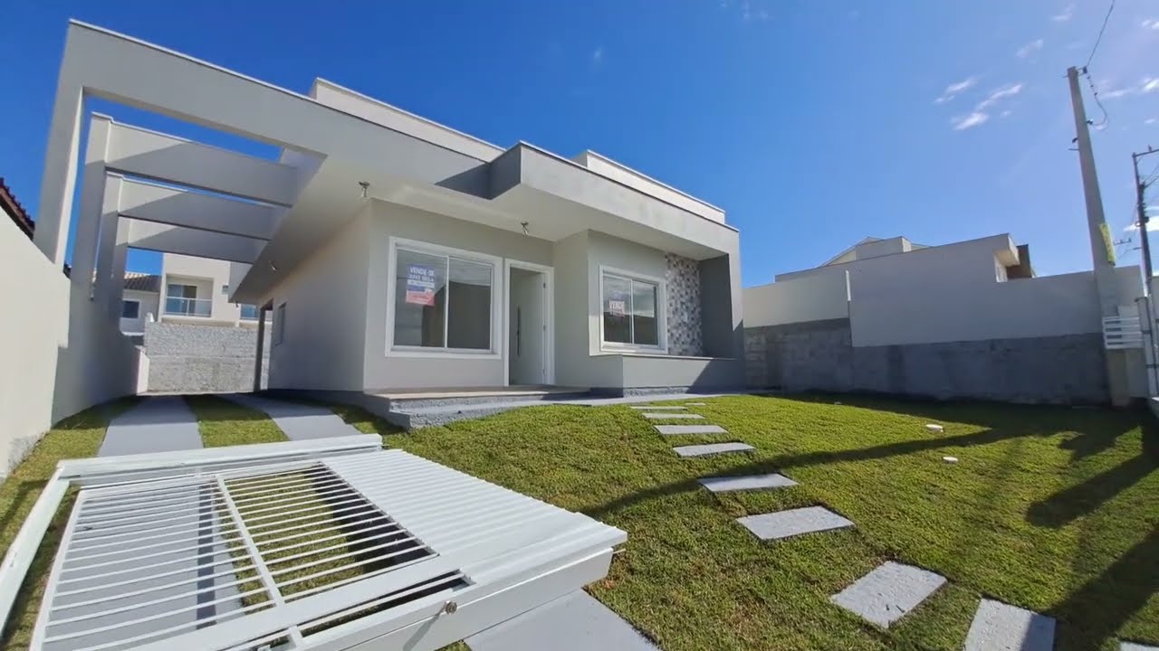 Casa em São José com Amplo Terreno no Bairro Forquilhas