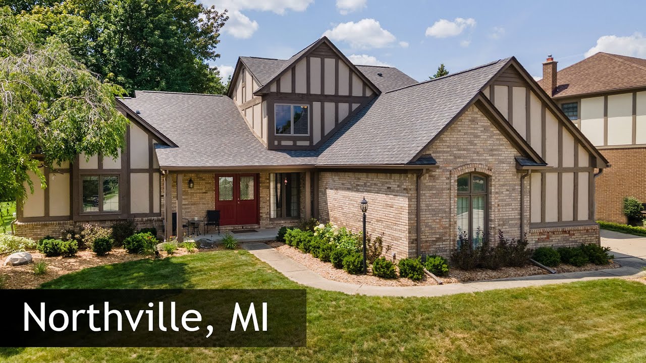 Tour of 17301 Cameron Dr Northville, MI Real Estate & Homes YouTube