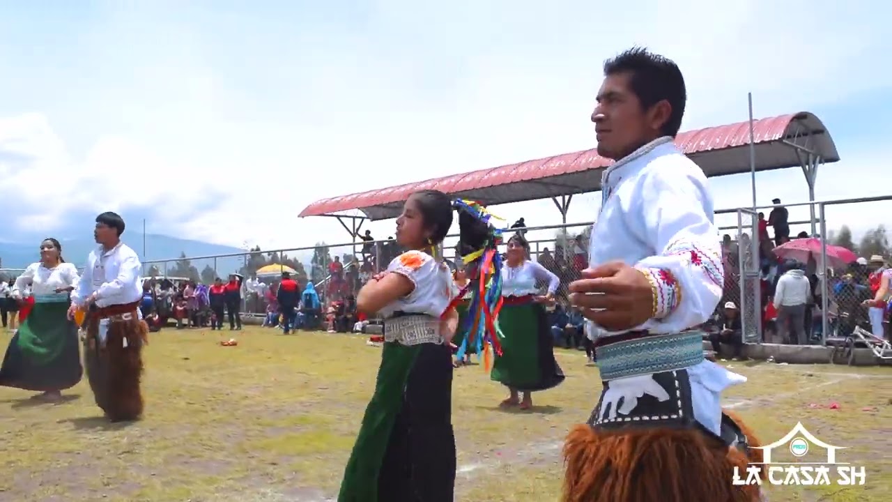 Amapolita / Tusuchendo el anaco - Mushuk Pakary