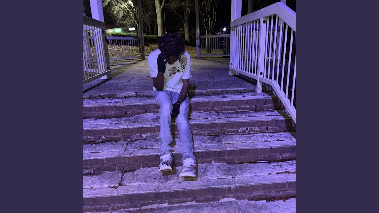Watch head keep spinnin on YouTube Watch head keep spinnin on YouTube