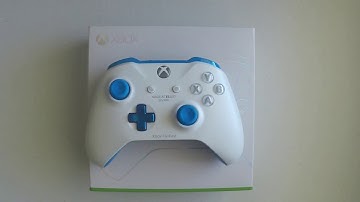 E3 2017 EXCLUSIVE Xbox Design Lab Controller unboxing (1080p 60fps)