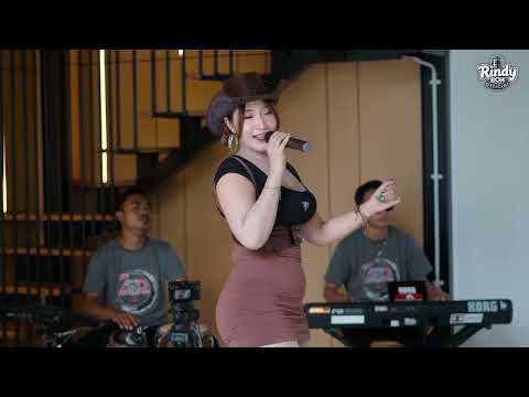 Rindy BOH - Lila Lali Lala Helikopter Turun Ke Padang (Idol Idol) | Official Live Music