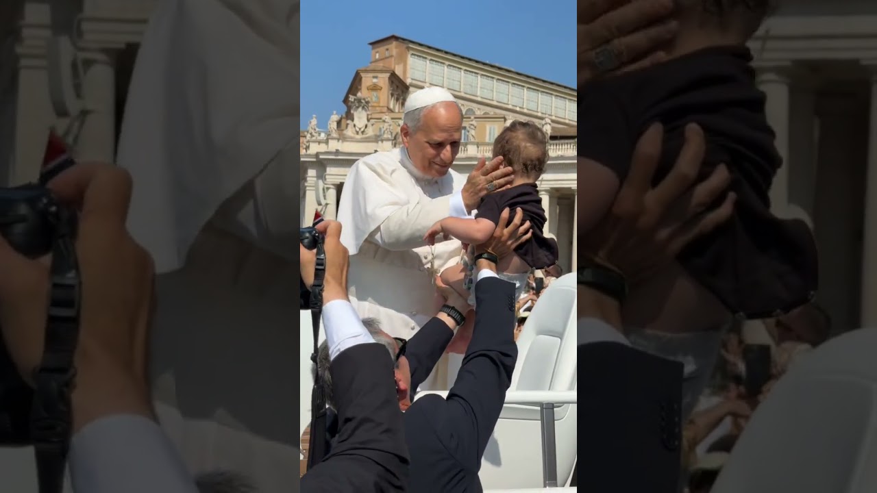 The Pope greeted and blessed my child🙏❤️ 
