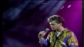 Luis Miguel - La Puerta (Live - Sevilla, España 1992)