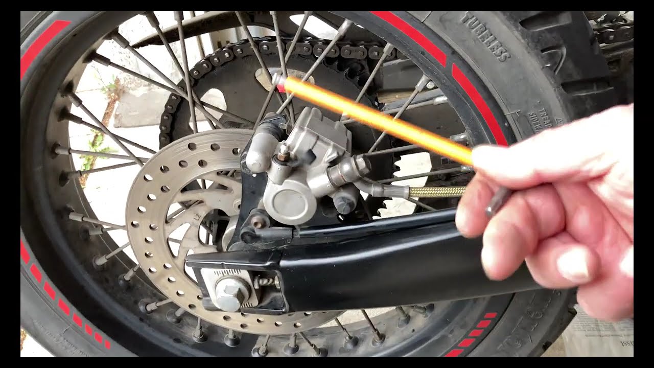 Malaguti XSM 125 | Bremse Entlüften