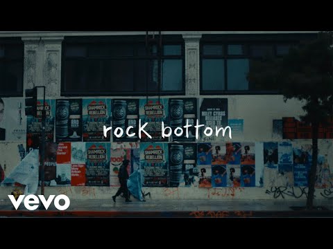 Смотреть клип Lovelytheband - Rock Bottom