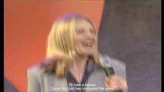 My Redeemer Lives Hillsong with Lyrics