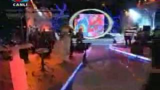 Hadise - Stir Me Up [Trt Canli]