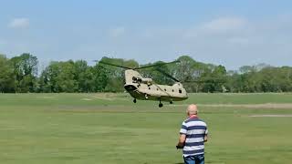 RC model Chinook CH47 turbine Helioldies 2022 in Eibergen last flight before crash.