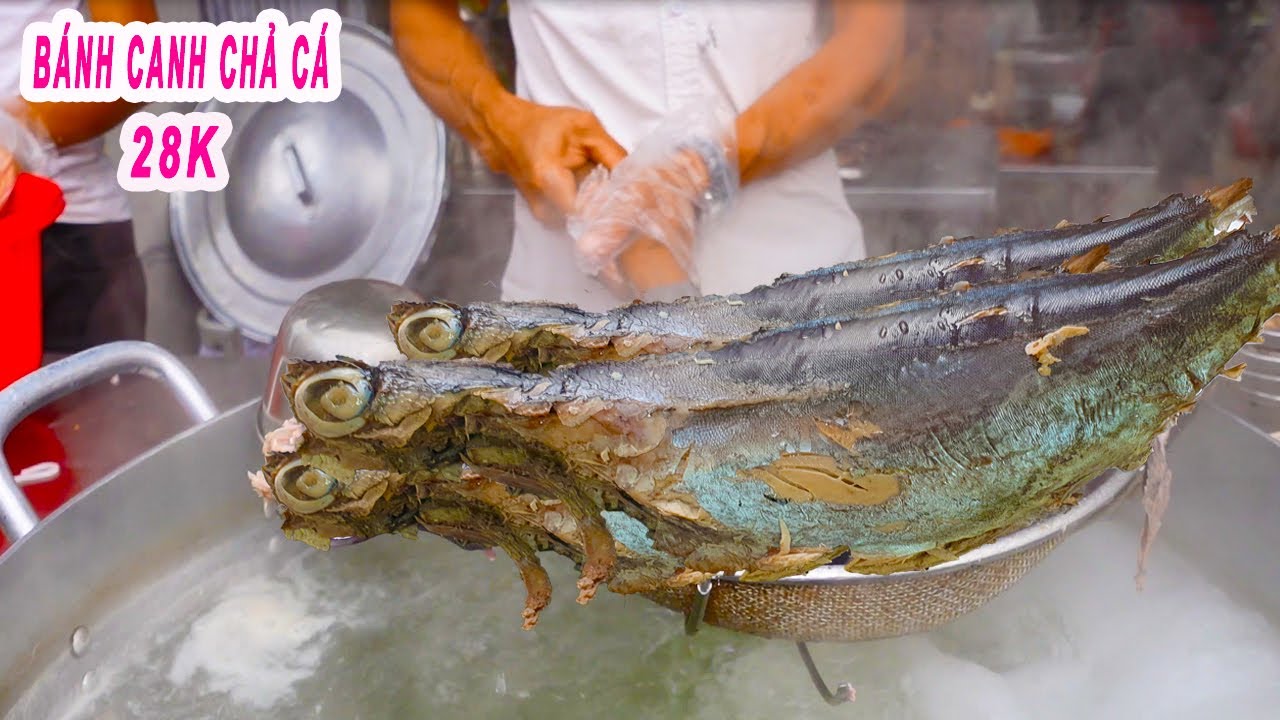 Hướng dẫn Cách nấu bánh canh chả cá – Ngon "thần sầu" Bánh Canh Chả Cá 28K bán hơn 1000 tô mỗi ngày ở Sài Gòn