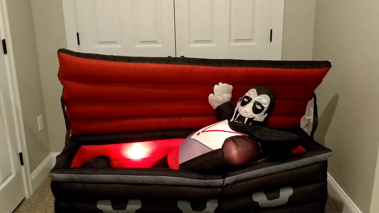 Gemmy 2010 5ft Animated Dracula In Coffin Airblown Inflatable Review