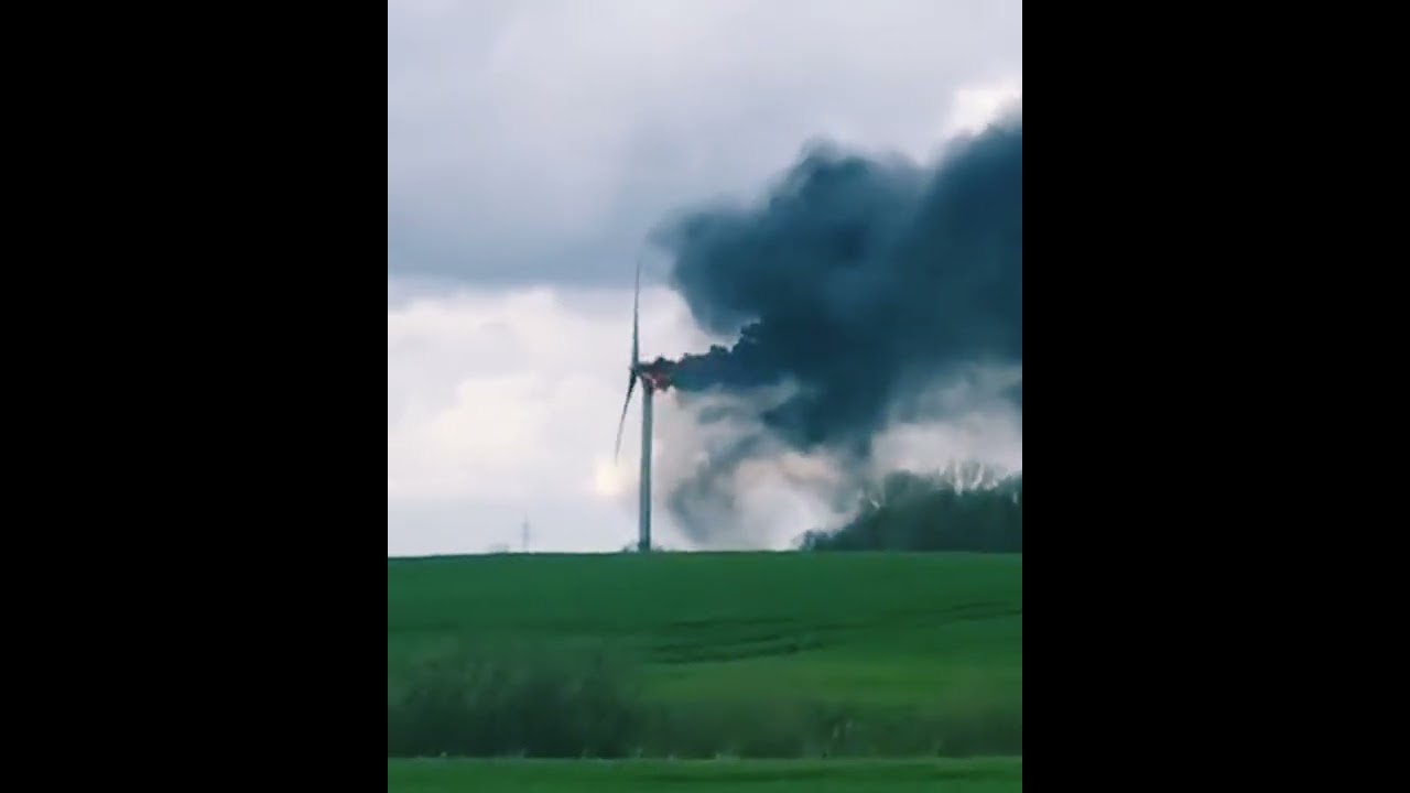 Windmill spinning and burning scenes |