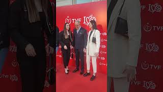 Zehra Güneş Ve Ebrar Karakurt Kırmızı Halıda