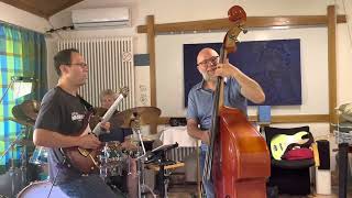 Daniel Fries Improvisational Guitar Solo Over Smoke On The Water