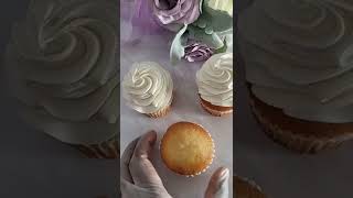 Wedding cupcakes