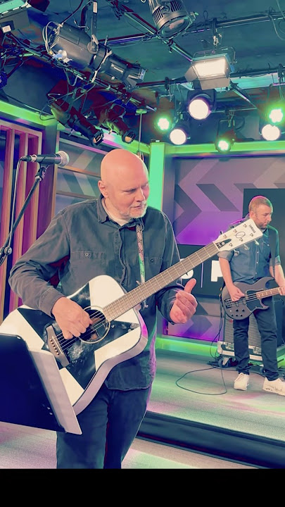 “Rhinoceros” live