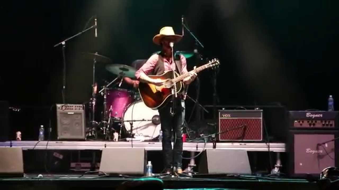 Ryan Bingham performs "Hallelujah" Live @ SXSW 2015