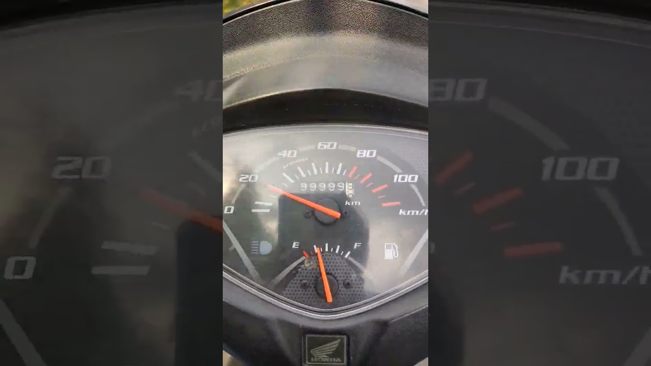 Yesterday i travelled 1 Lakh KM by my Activa✅