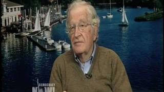 Noam Chomsky on Libya, Israel \& GOP Presidential Candidates' 'Utterly Outlandish' Positions