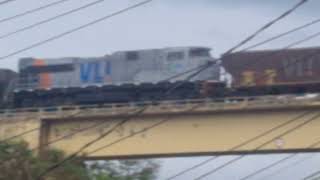 TREM EMD SD70BB E EMD SD70BB DA VLI UBERABA