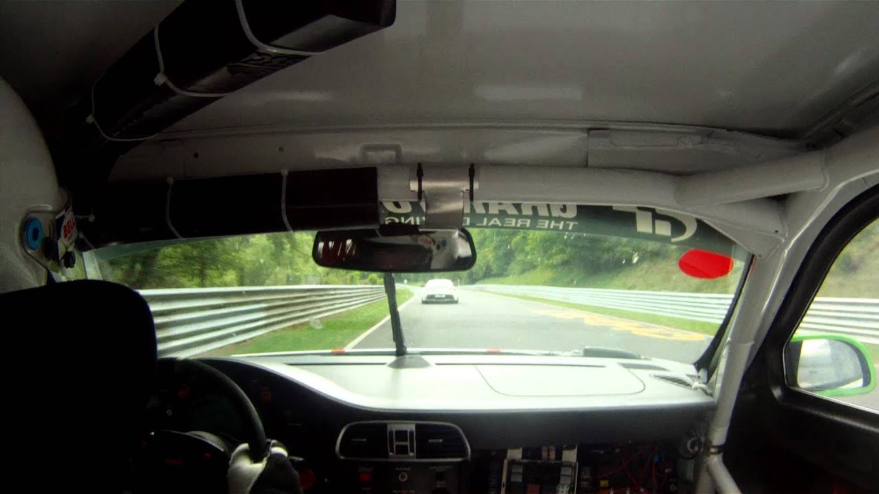 VLN 4. Lauf 2011 CC Porsche 997 GT3 Cup Onboard Nurburgring Nordschleife vs. Aston Martin GT4