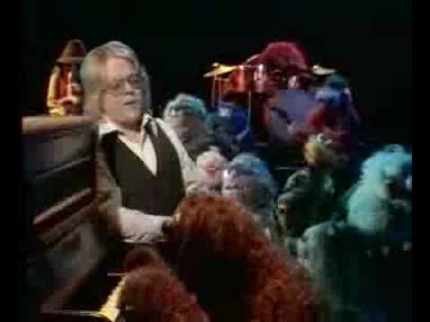 Paul Williams - Sad Song (on The Muppet Show)