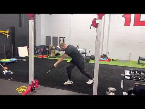 SA Cable Row - Split Stance