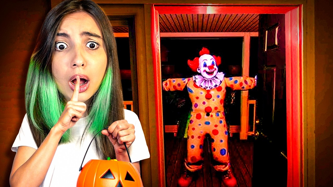 FIQUEI SOZINHA EM CASA NA NOITE DE HALLOWEEN... E ISSO APARECEU.