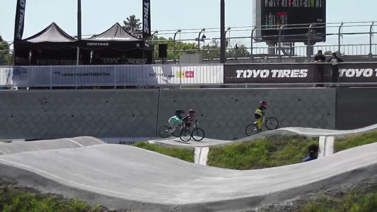 BMX 名古屋 ｼﾞｭﾆｱｵﾘﾝﾋﾟｯｸｶｯﾌﾟ boys5-6 moto3 2026 - YouTube