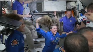 SpaceX Crew-5 hatch opening