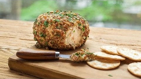 Vivian Howard’s Party Magnet Cheeseball