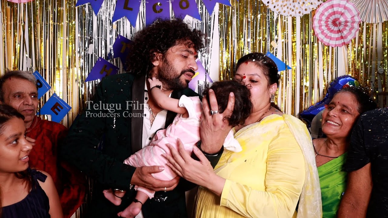 Natraj Master Grand Entry At Home After Elimination From Bigg Boss Non Stop | TFPC