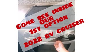 Looking for our new camper. let&#39;s take a look inside our 1st option 2022 RV CRUISER.