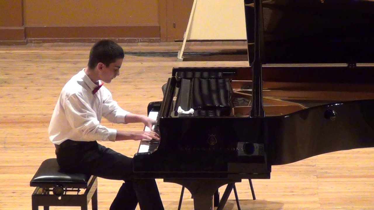 Rachmaninoff, Etude Tableau, Op.39 N6, A min, "Little Red Riding Hood"