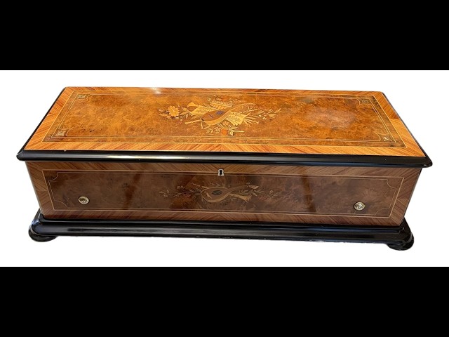 Reuge Phantom of the Opera music box - YouTube