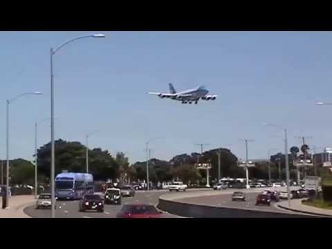 Air Force One Lands at LAX