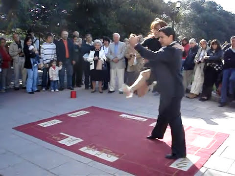 Tango Milonga in Buenos Aires, Street Tango Argentina