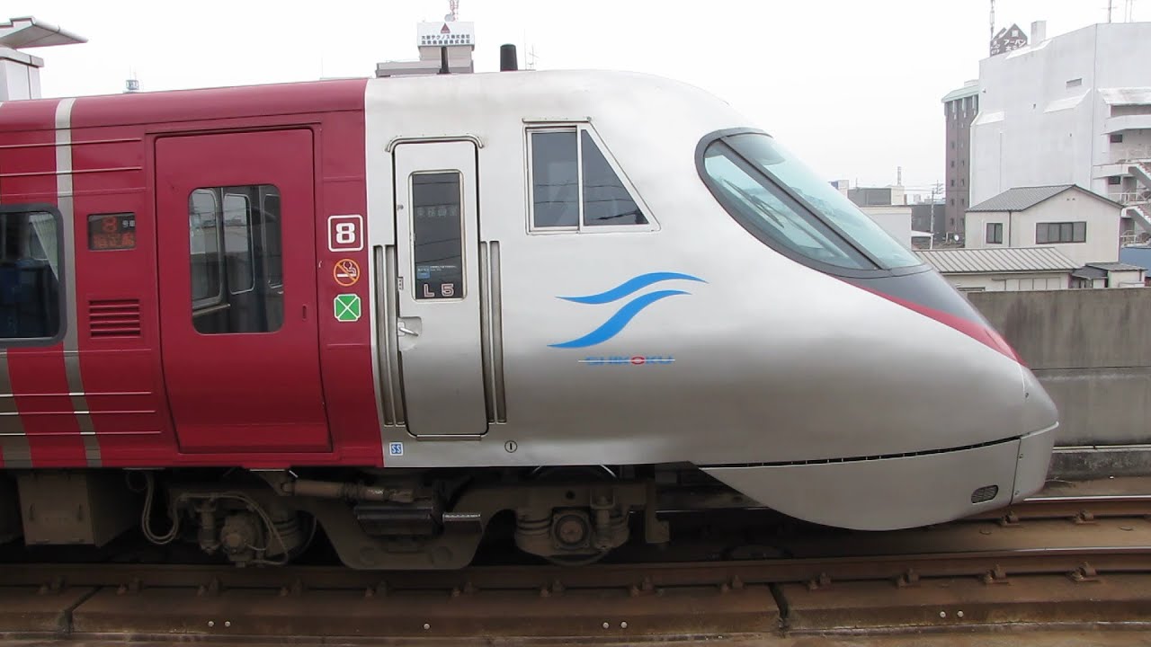 JR四国 今治駅 しおかぜ・いしづち 8000系 vs 2000系　上りと下り 2014.2