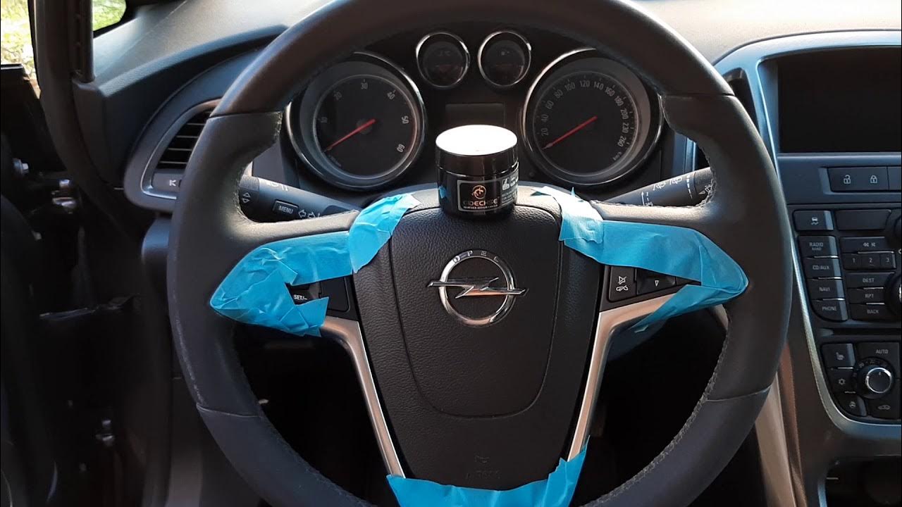 Upgrade4cars Steering Wheel Cover Alcantara Look Black Blue Steering Wheel  Cover in Leather Look Universal Steering Wheel Protector 37-39 cm Car