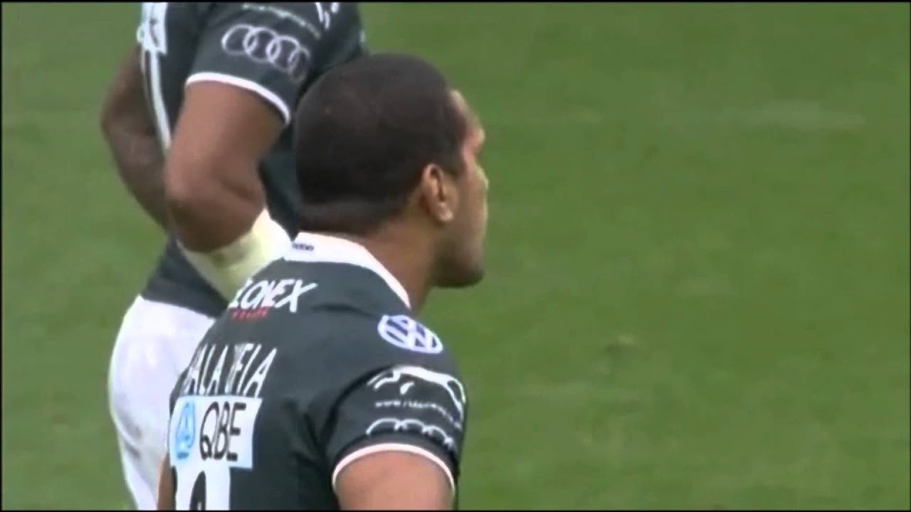 Chris Hala'ufia crunching tackle on Joe Marler