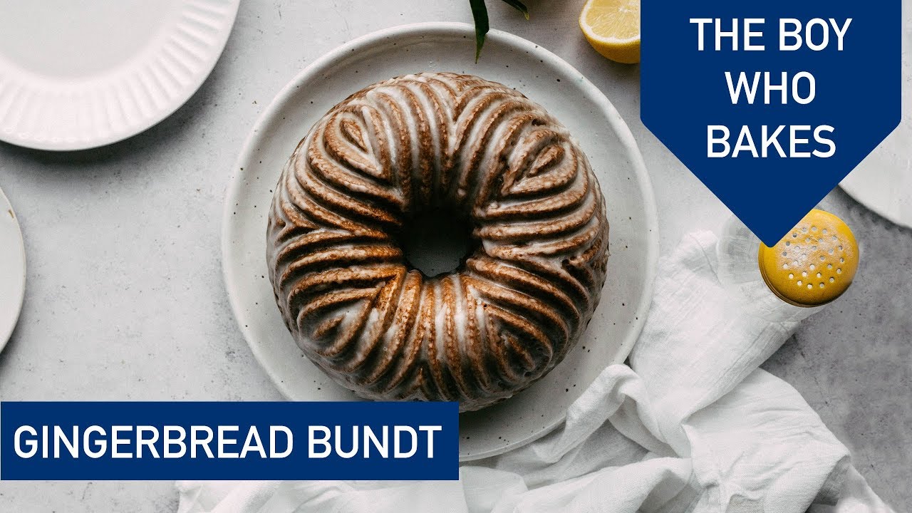 Boyfriend's mom got me a Gingerbread House shaped Bundt pan for Christmas.  I hate the taste of Gingerbread, so I made a chocolate chip banana pound  cake instead. How cute! : r/Baking